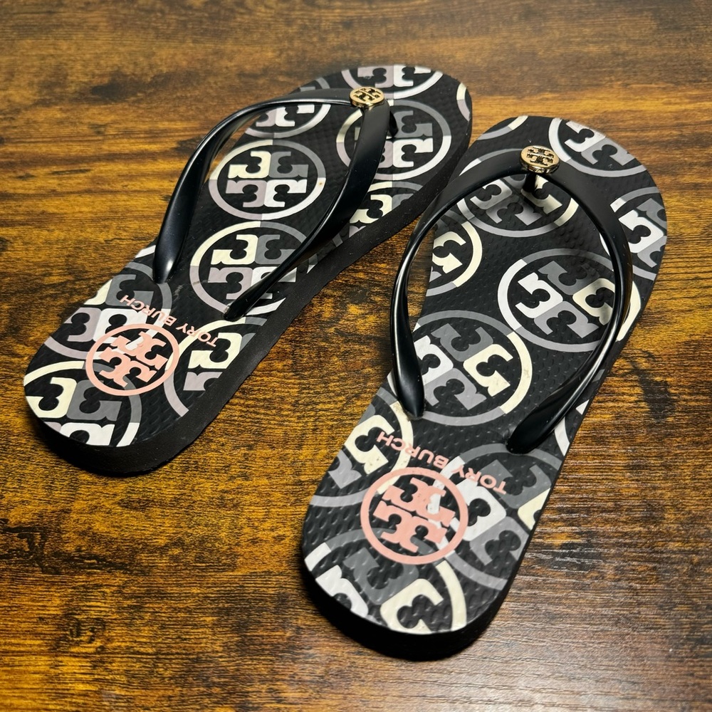 Tory Burch flip-flops size :5 m